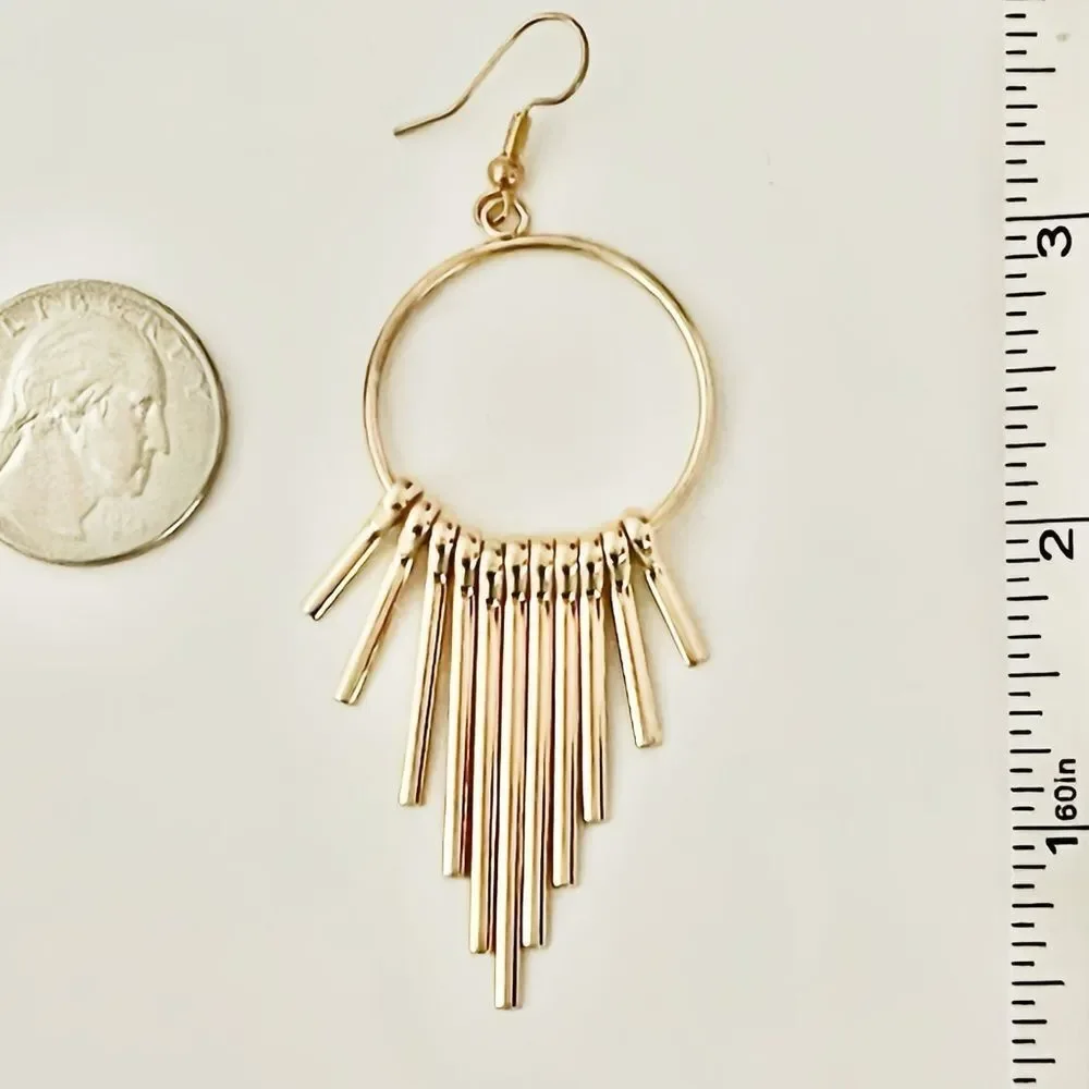 NWT CIRCULAR EARRINGS WITH METALLIC TASSELS